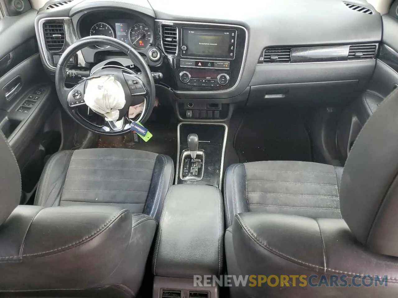 8 Photograph of a damaged car JA4AZ3A34KZ046072 MITSUBISHI OUTLANDER 2019