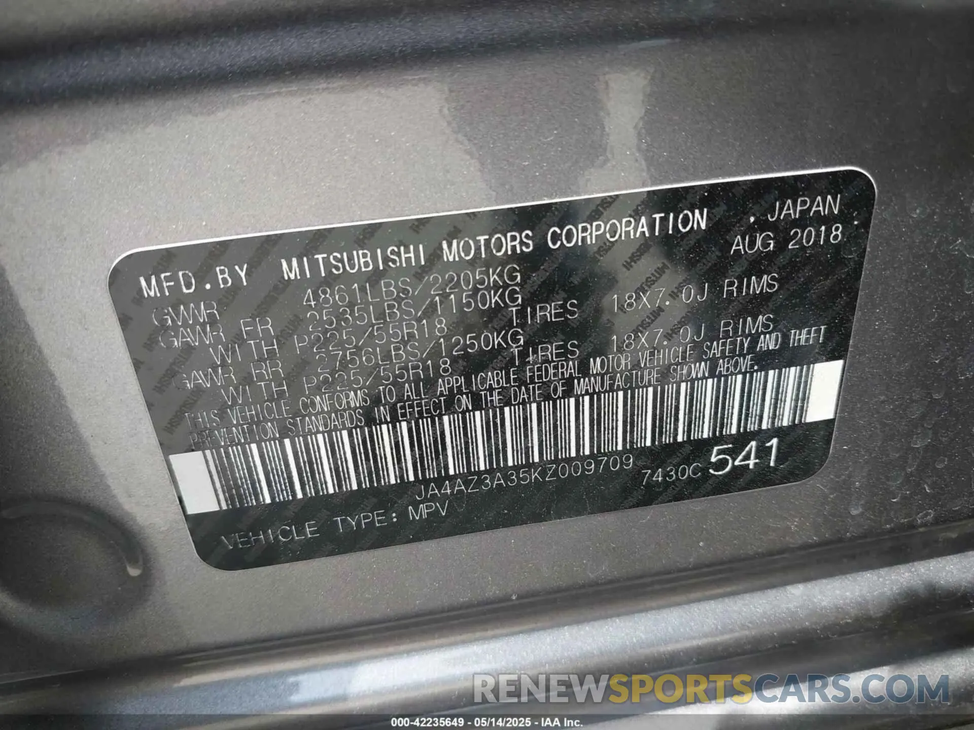 9 Photograph of a damaged car JA4AZ3A35KZ009709 MITSUBISHI OUTLANDER 2019