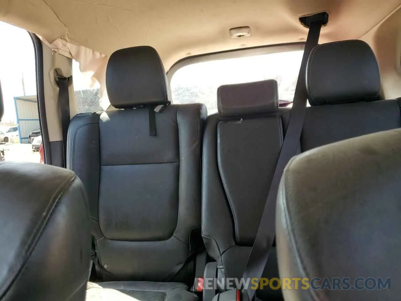 10 Photograph of a damaged car JA4AZ3A35KZ044430 MITSUBISHI OUTLANDER 2019