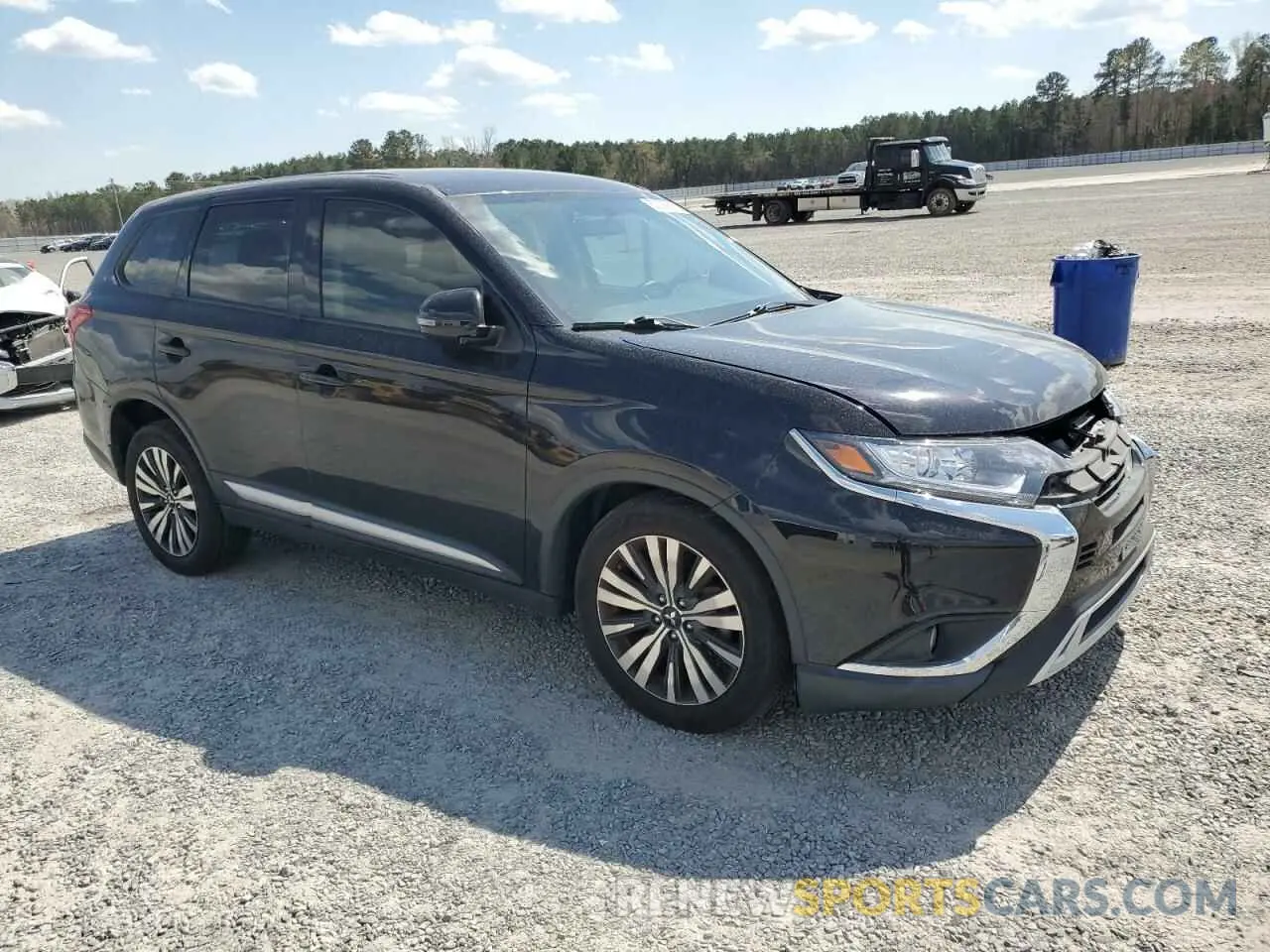 4 Photograph of a damaged car JA4AZ3A35KZ044959 MITSUBISHI OUTLANDER 2019