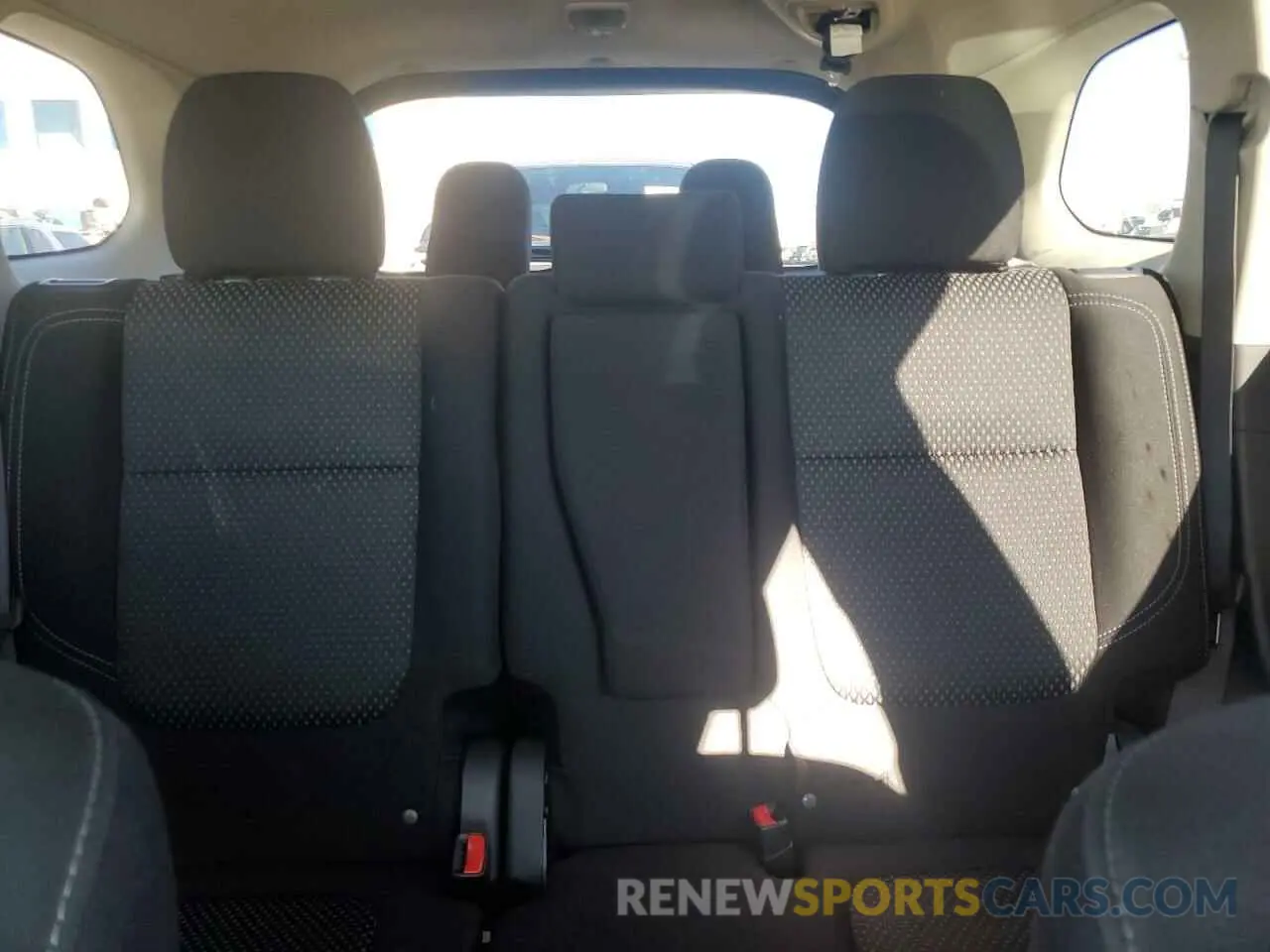 10 Photograph of a damaged car JA4AZ3A36KZ019309 MITSUBISHI OUTLANDER 2019
