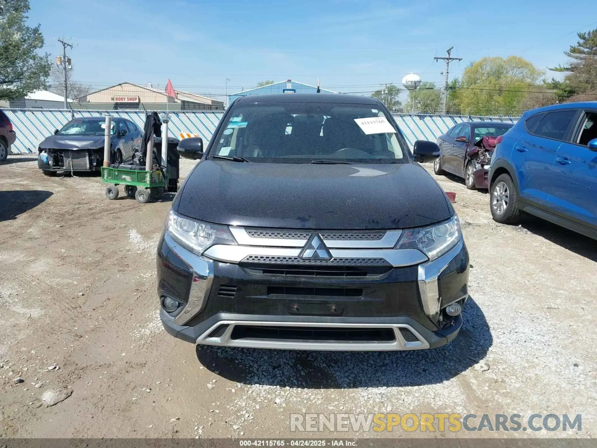 12 Photograph of a damaged car JA4AZ3A36KZ019410 MITSUBISHI OUTLANDER 2019