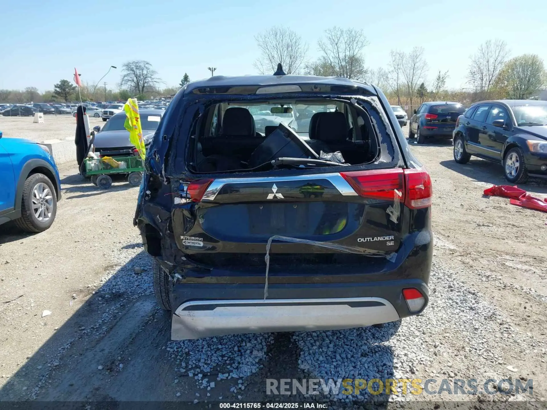 16 Photograph of a damaged car JA4AZ3A36KZ019410 MITSUBISHI OUTLANDER 2019