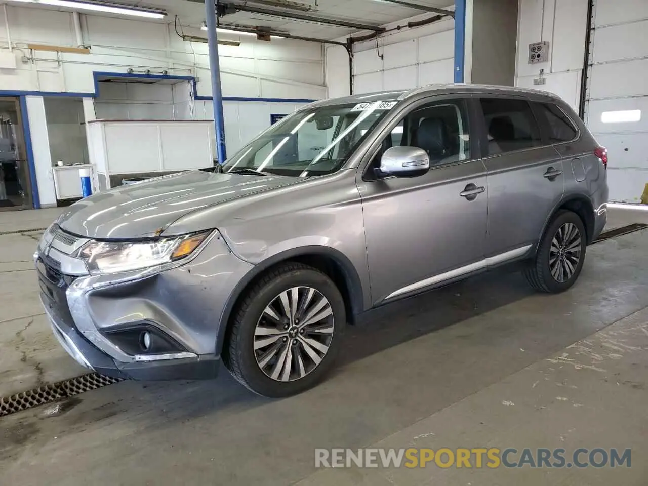 1 Photograph of a damaged car JA4AZ3A36KZ042069 MITSUBISHI OUTLANDER 2019