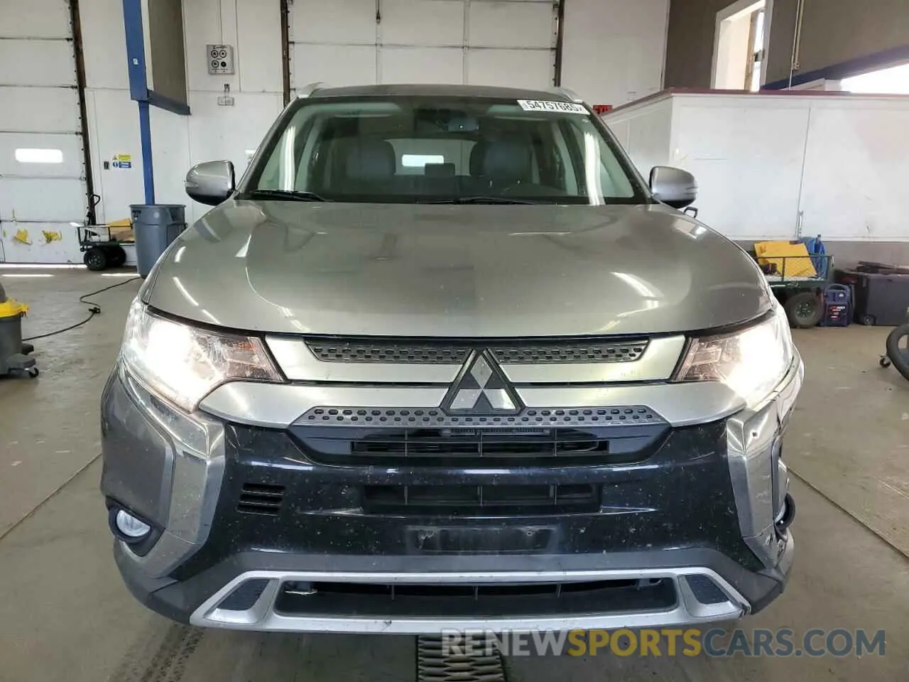 5 Photograph of a damaged car JA4AZ3A36KZ042069 MITSUBISHI OUTLANDER 2019