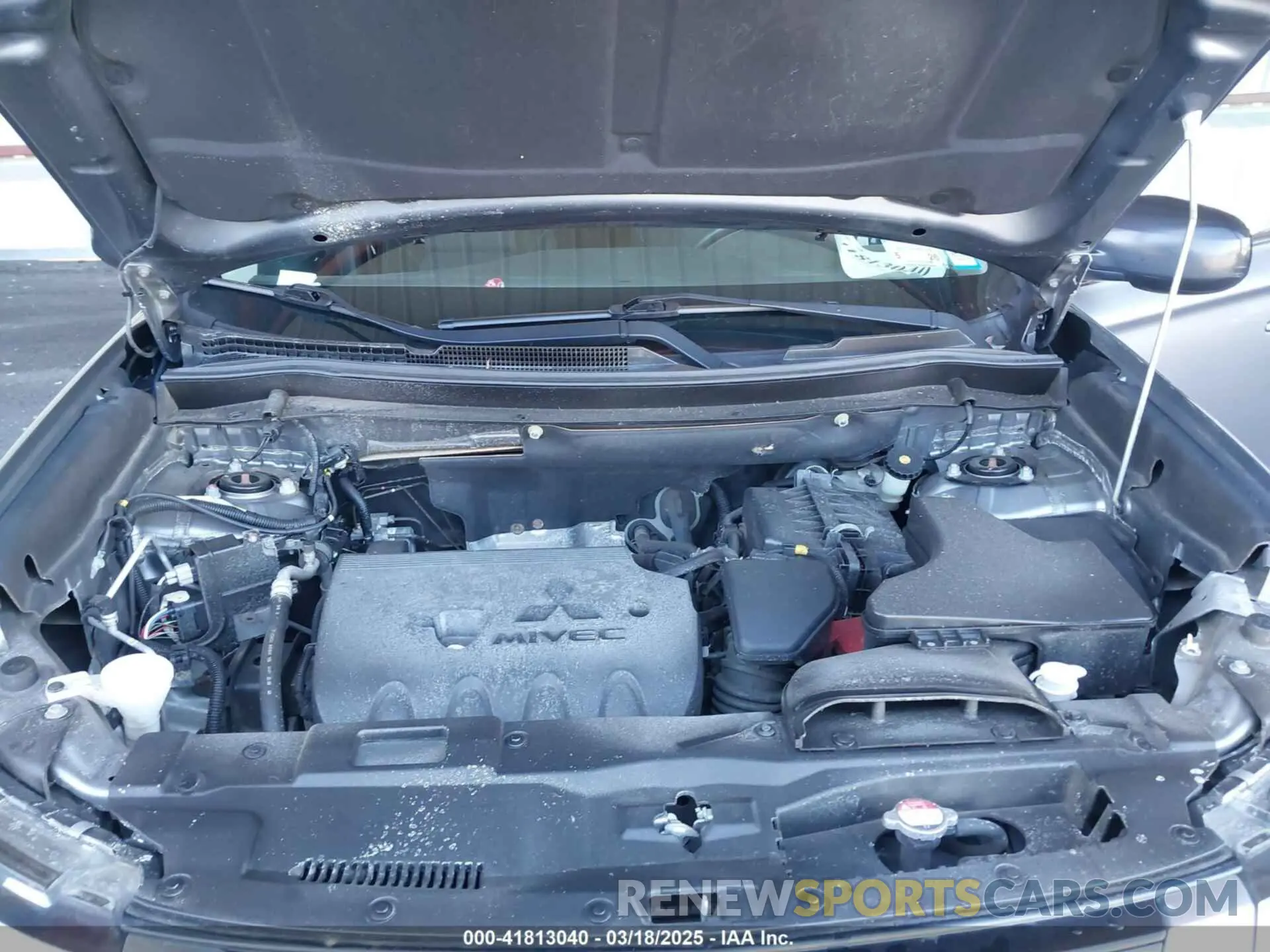 10 Photograph of a damaged car JA4AZ3A37KZ011574 MITSUBISHI OUTLANDER 2019