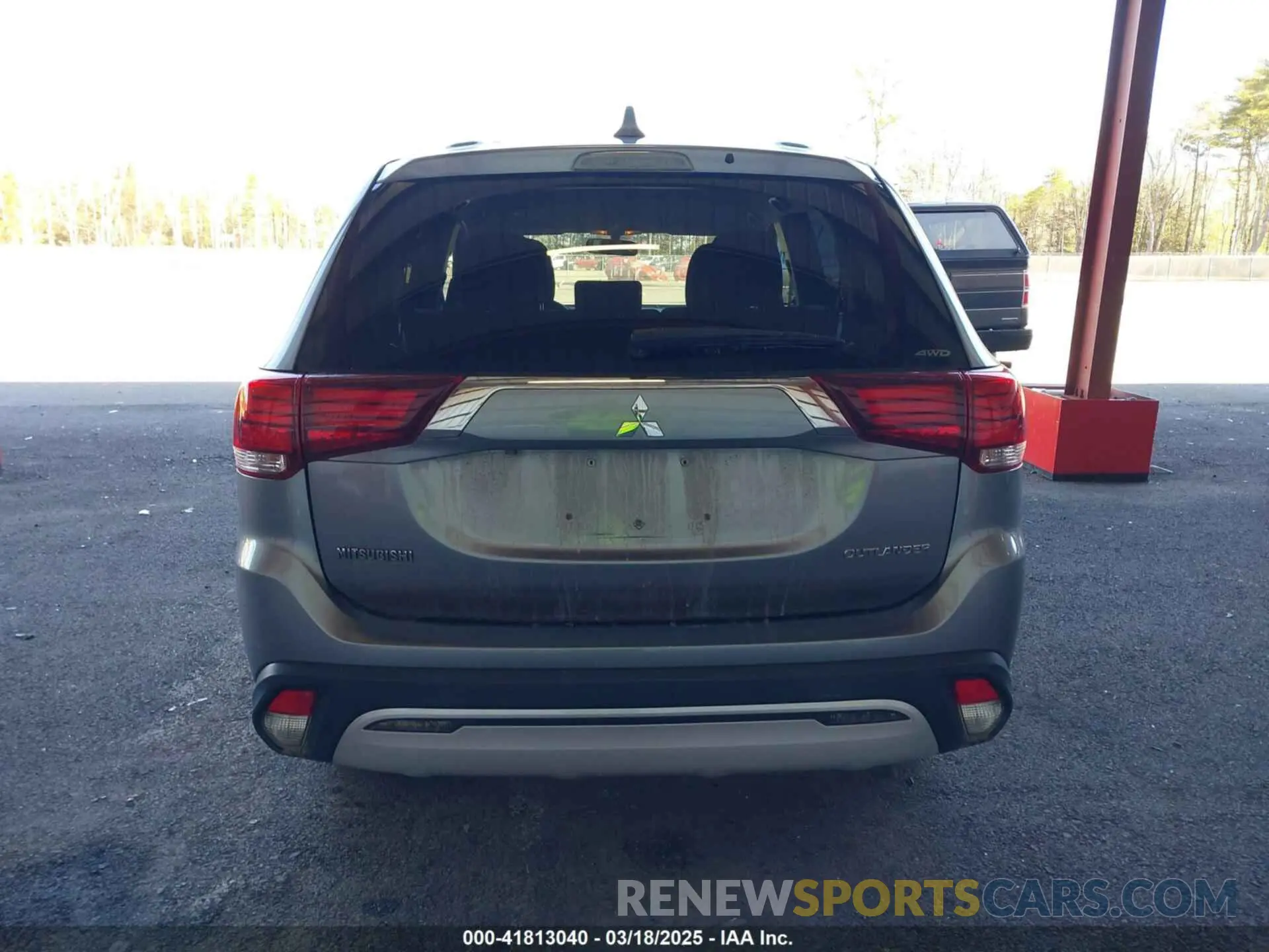 16 Photograph of a damaged car JA4AZ3A37KZ011574 MITSUBISHI OUTLANDER 2019
