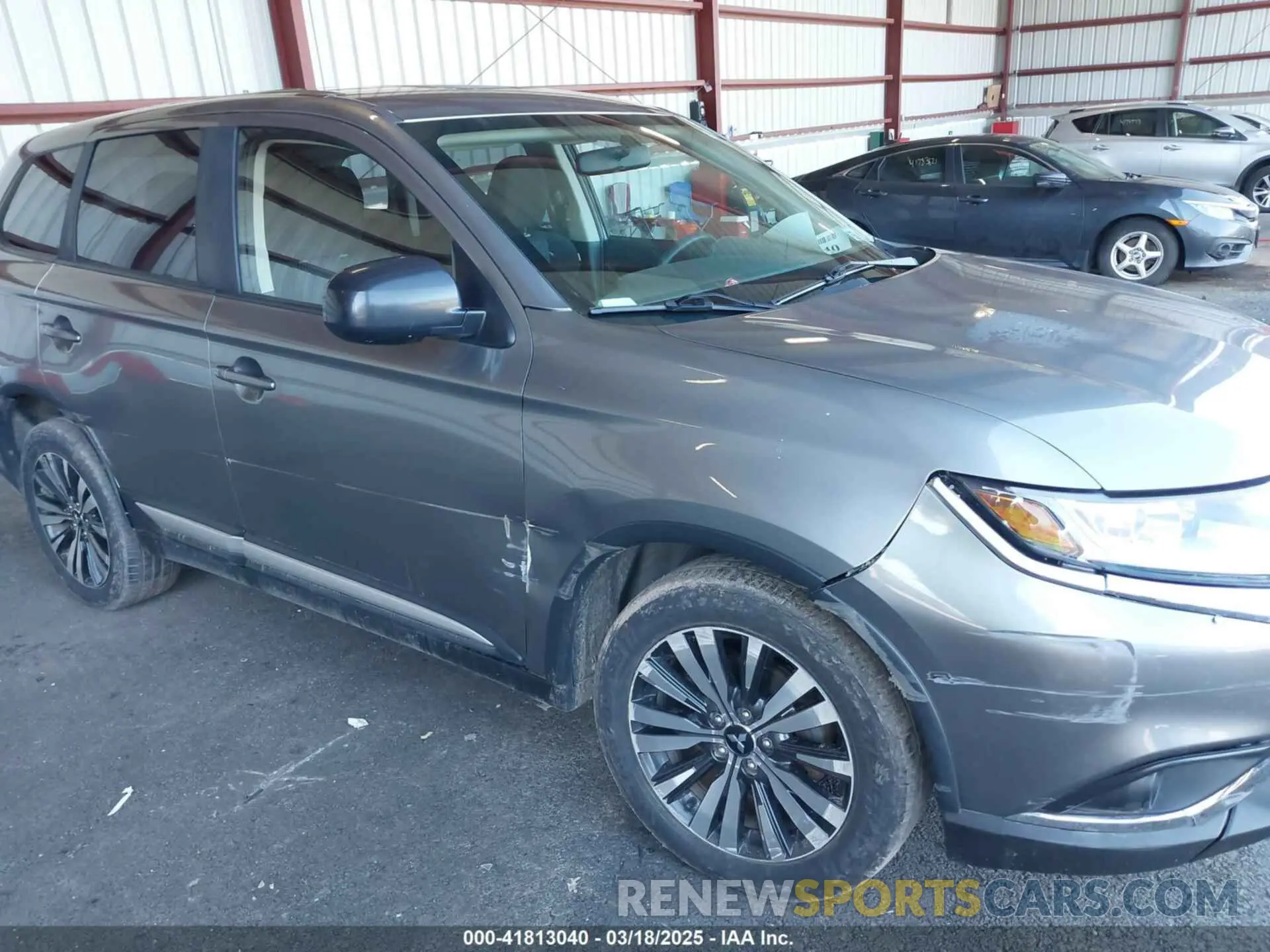 6 Photograph of a damaged car JA4AZ3A37KZ011574 MITSUBISHI OUTLANDER 2019