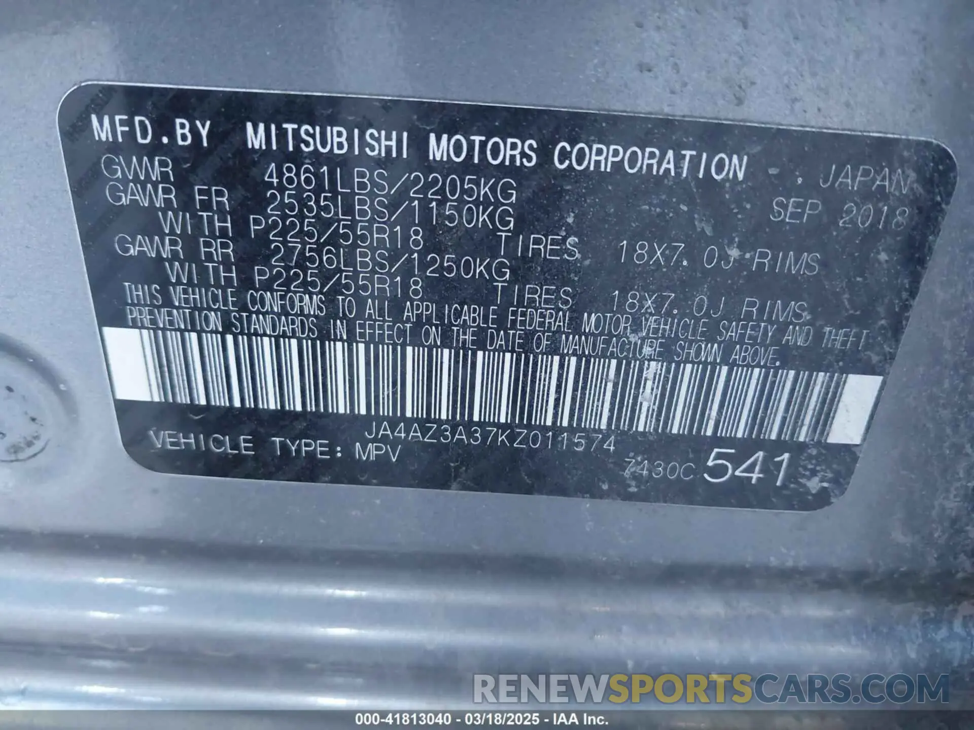 9 Photograph of a damaged car JA4AZ3A37KZ011574 MITSUBISHI OUTLANDER 2019