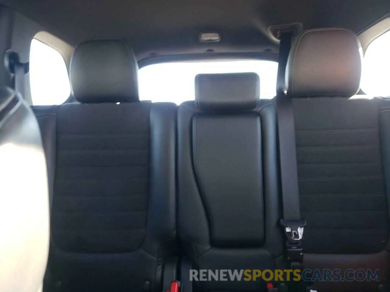 10 Photograph of a damaged car JA4AZ3A37KZ039195 MITSUBISHI OUTLANDER 2019