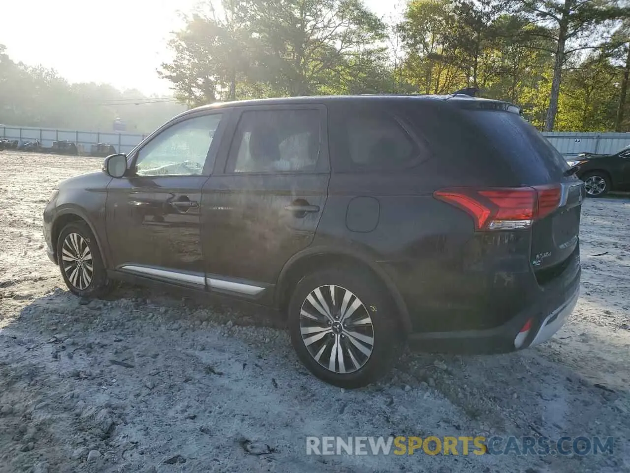2 Photograph of a damaged car JA4AZ3A37KZ042761 MITSUBISHI OUTLANDER 2019