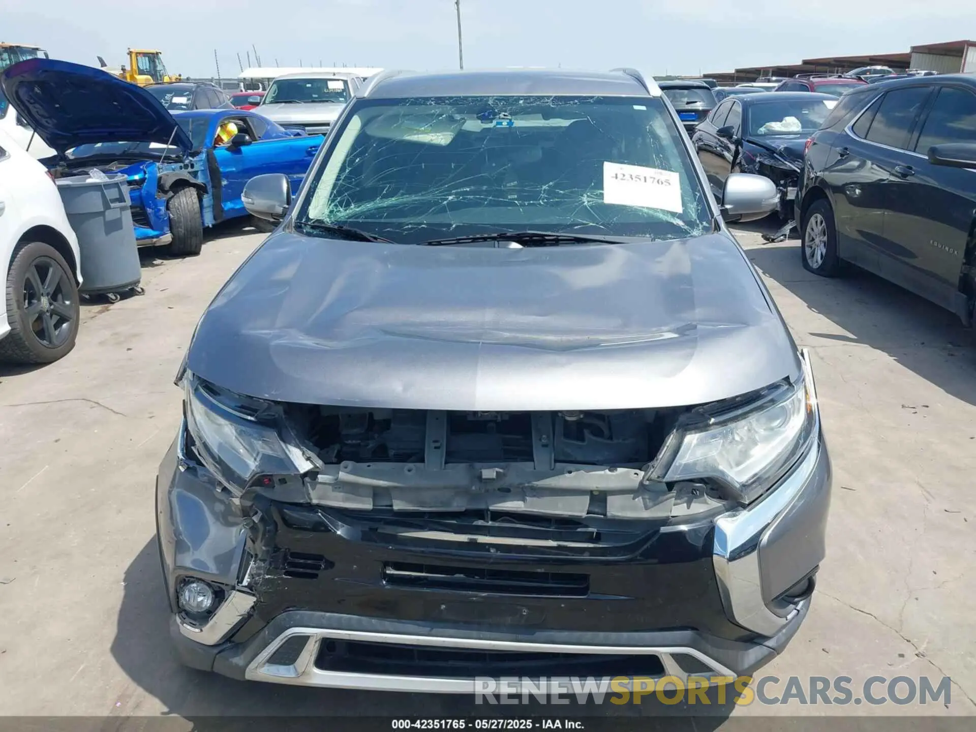 12 Photograph of a damaged car JA4AZ3A38KJ000694 MITSUBISHI OUTLANDER 2019