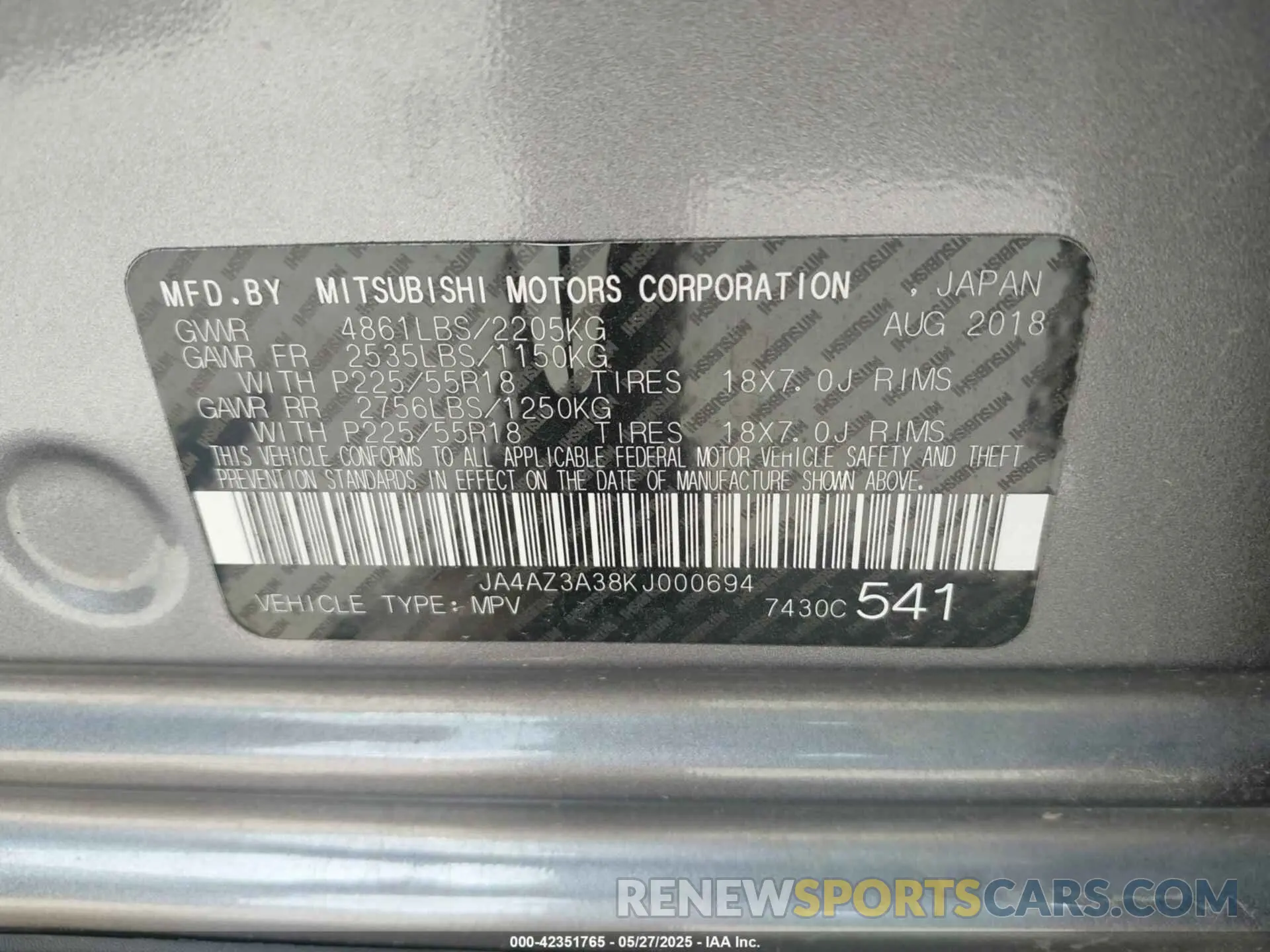 9 Photograph of a damaged car JA4AZ3A38KJ000694 MITSUBISHI OUTLANDER 2019