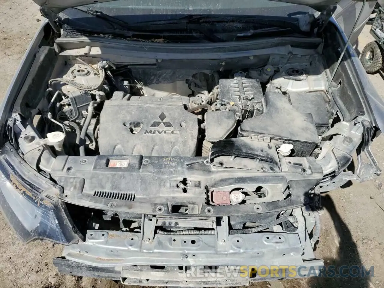 13 Photograph of a damaged car JA4AZ3A38KZ017755 MITSUBISHI OUTLANDER 2019
