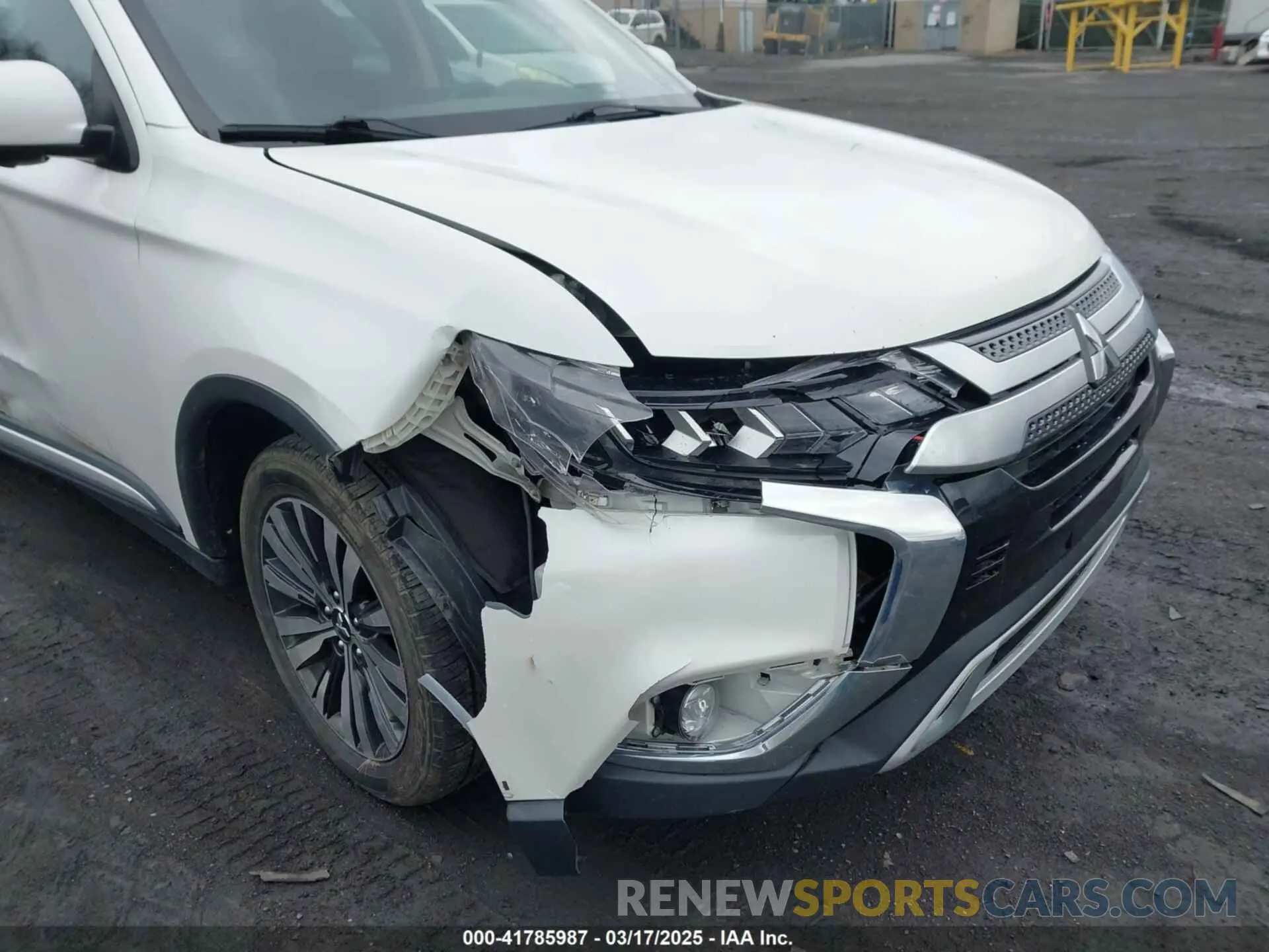 6 Photograph of a damaged car JA4AZ3A38KZ051047 MITSUBISHI OUTLANDER 2019