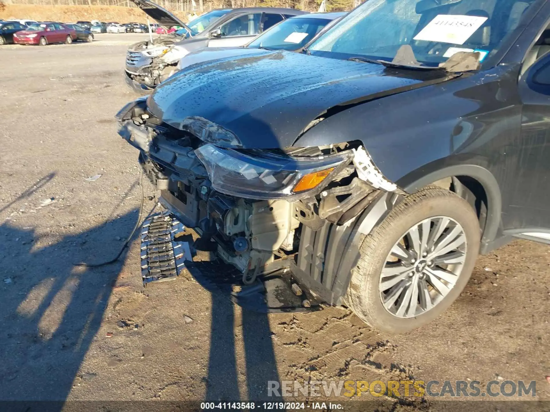 6 Photograph of a damaged car JA4AZ3A39KZ003363 MITSUBISHI OUTLANDER 2019