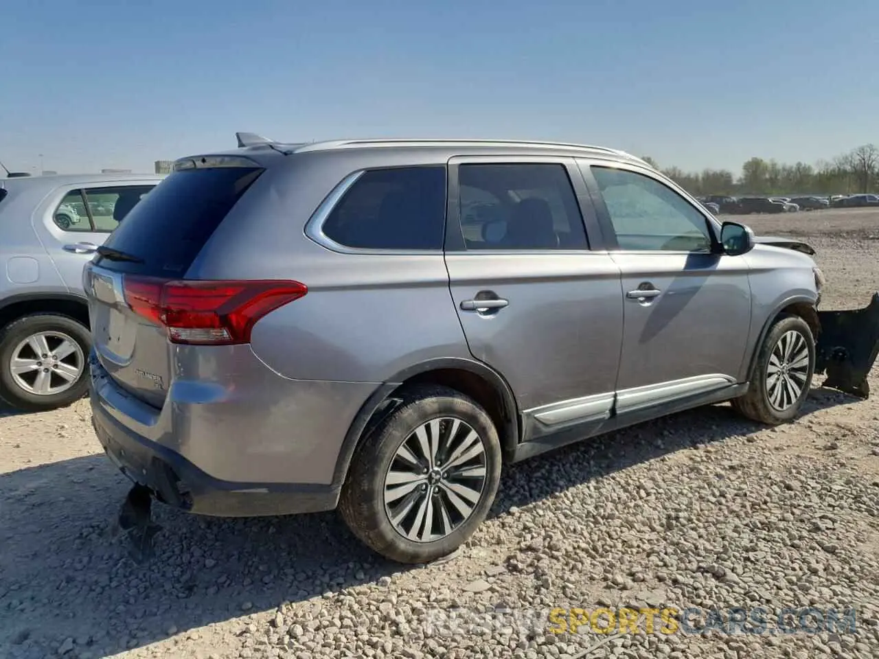3 Photograph of a damaged car JA4AZ3A39KZ003427 MITSUBISHI OUTLANDER 2019