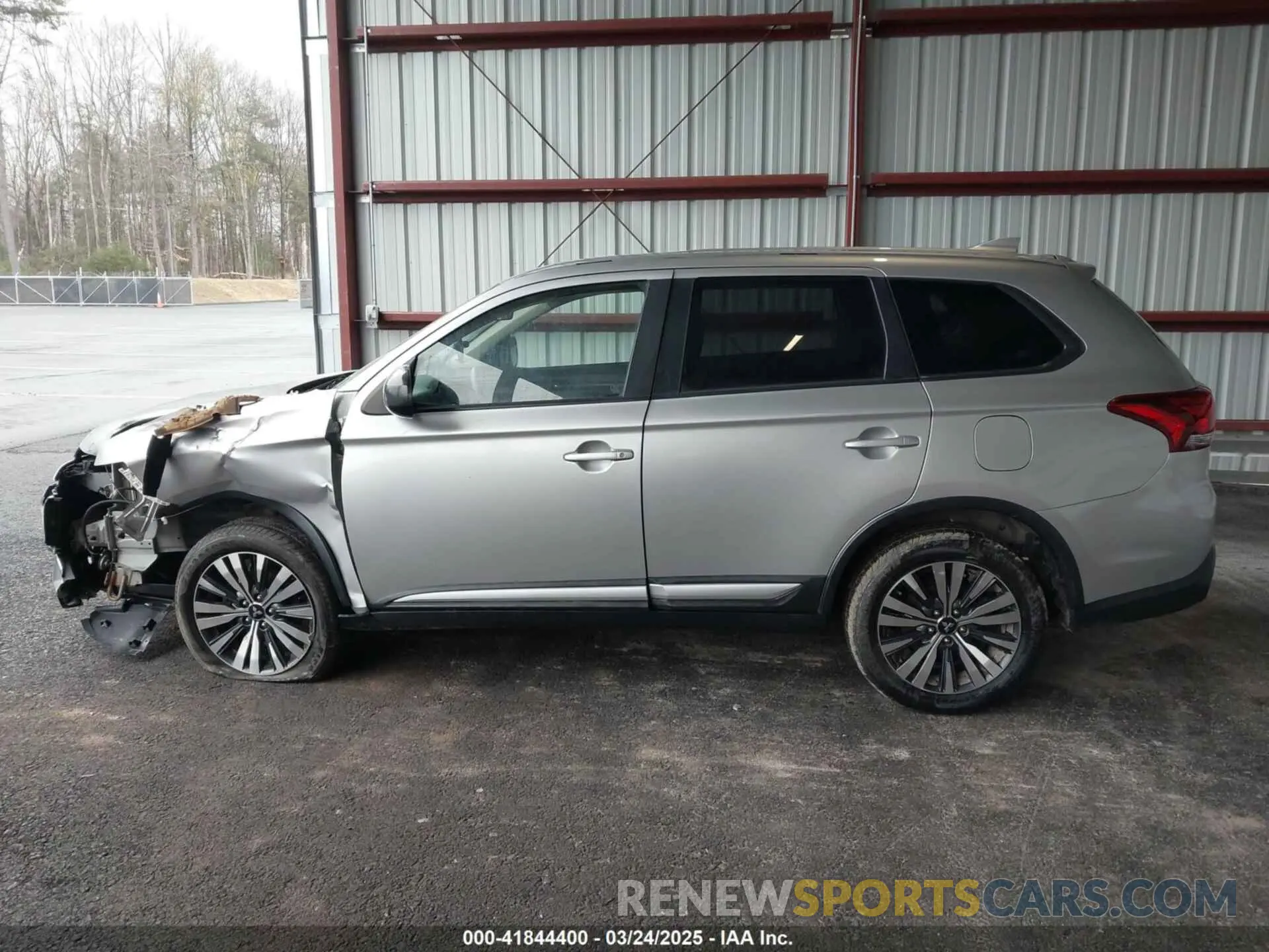 14 Photograph of a damaged car JA4AZ3A39KZ003993 MITSUBISHI OUTLANDER 2019