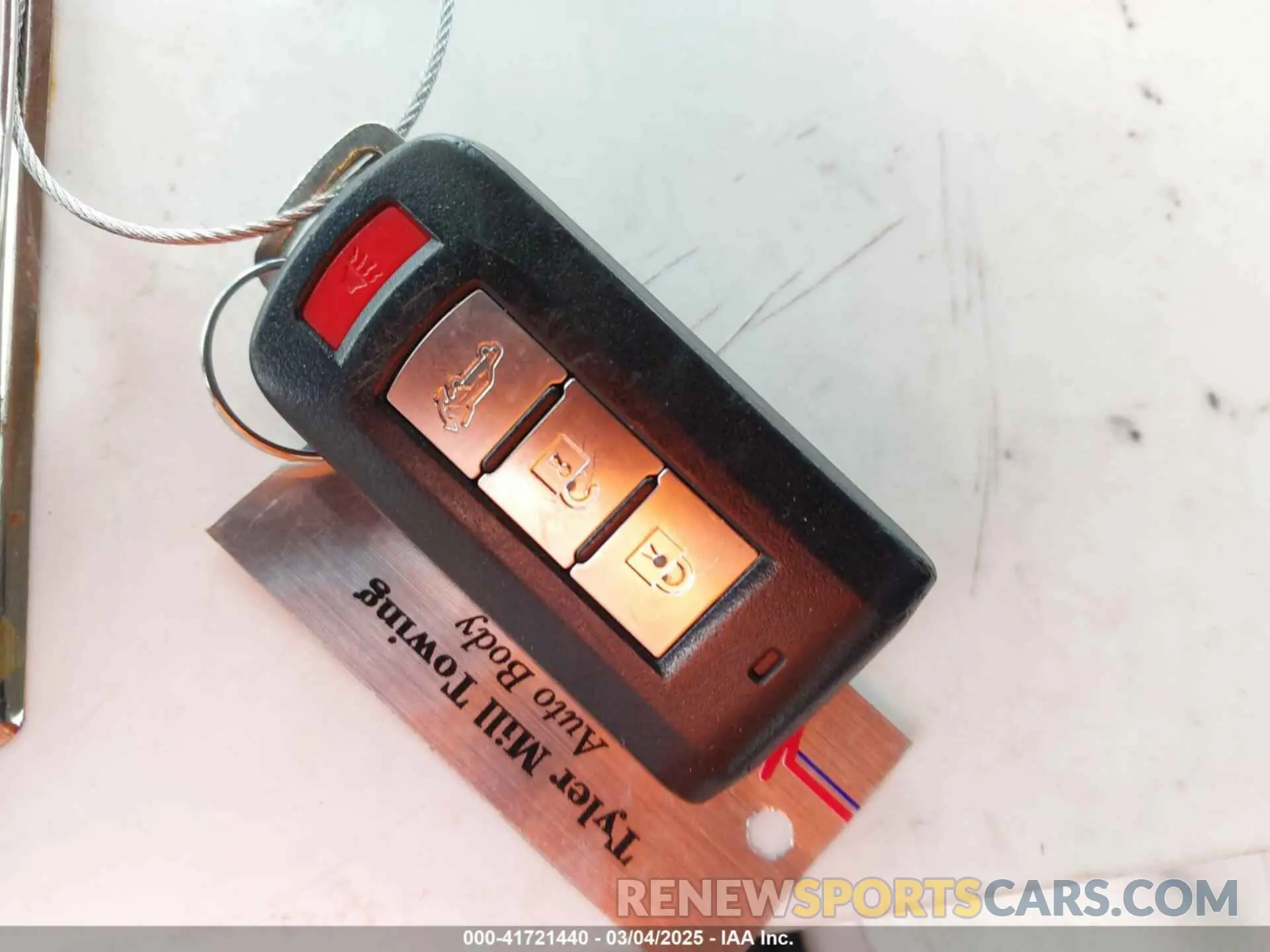 11 Photograph of a damaged car JA4AZ3A39KZ005940 MITSUBISHI OUTLANDER 2019