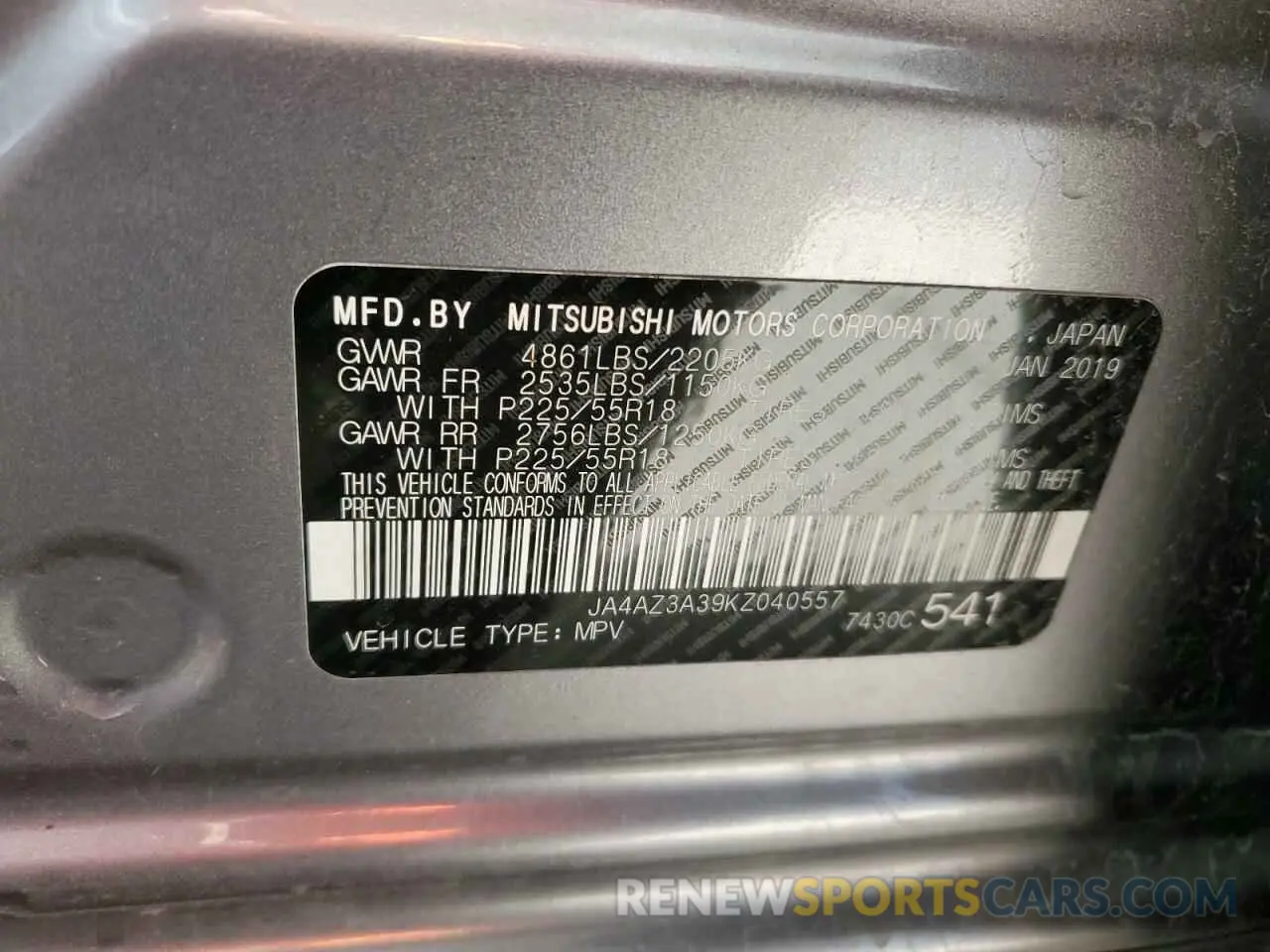 13 Photograph of a damaged car JA4AZ3A39KZ040557 MITSUBISHI OUTLANDER 2019