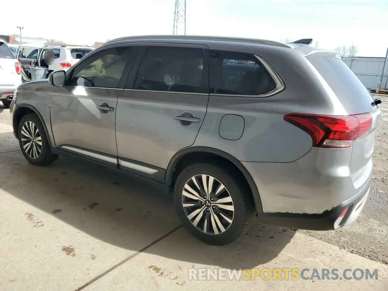 2 Photograph of a damaged car JA4AZ3A39KZ040557 MITSUBISHI OUTLANDER 2019