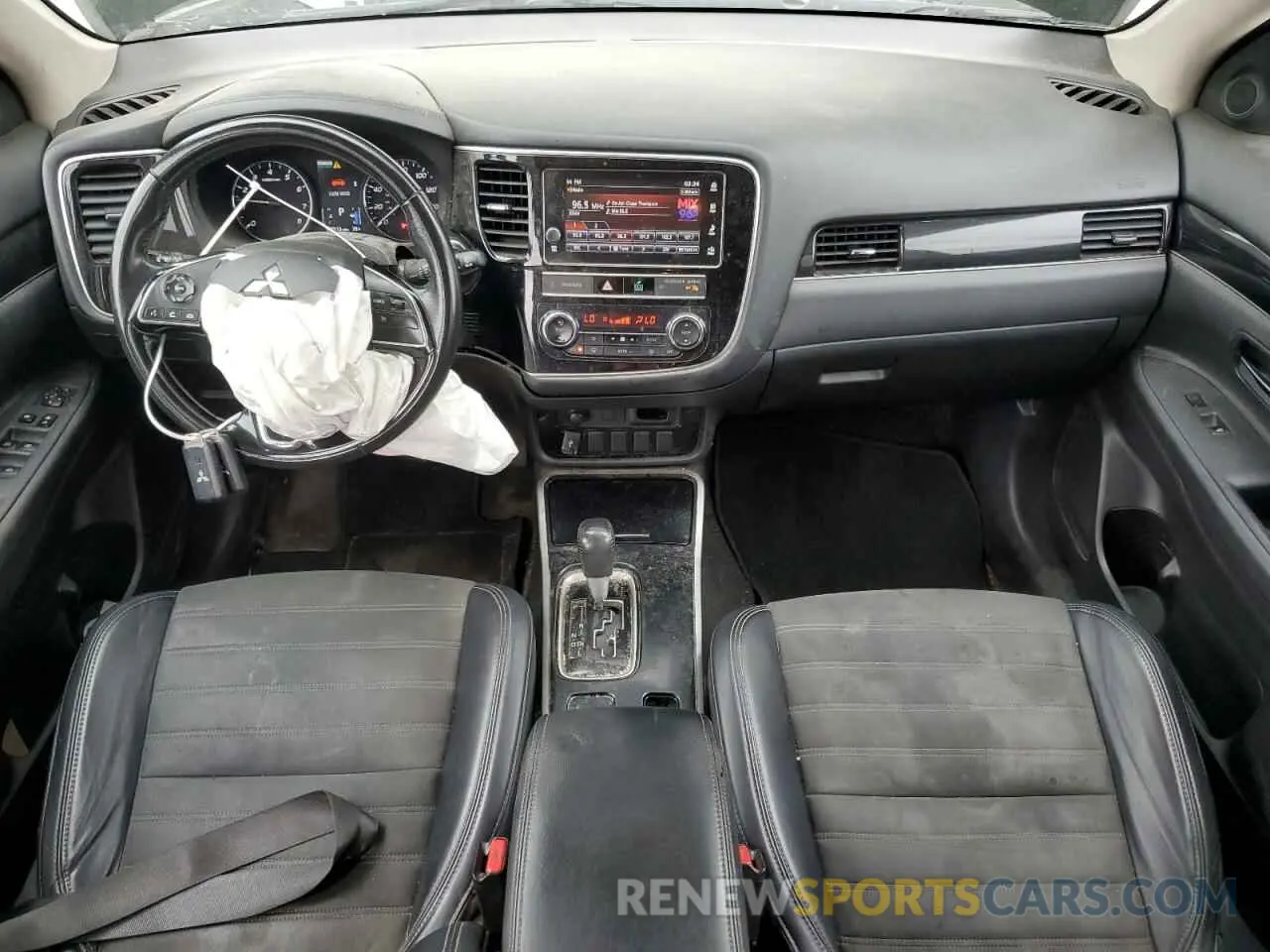 8 Photograph of a damaged car JA4AZ3A39KZ042549 MITSUBISHI OUTLANDER 2019