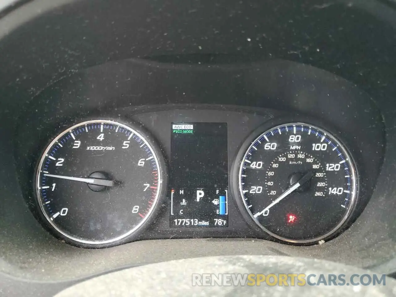 9 Photograph of a damaged car JA4AZ3A39KZ042549 MITSUBISHI OUTLANDER 2019