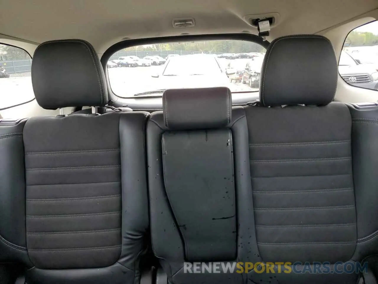 10 Photograph of a damaged car JA4AZ3A39KZ044060 MITSUBISHI OUTLANDER 2019