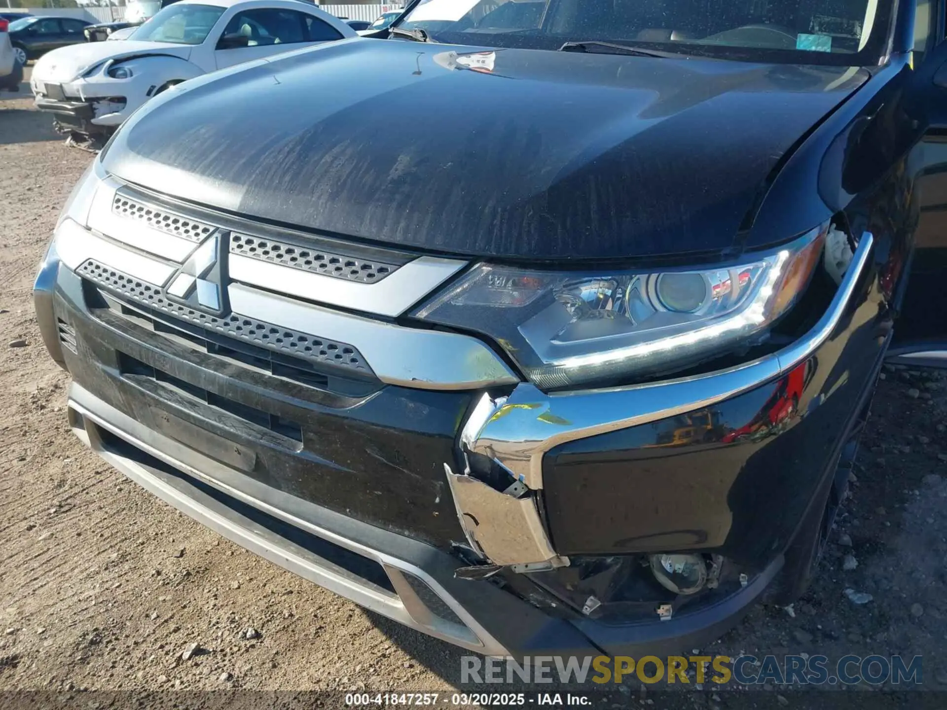 6 Photograph of a damaged car JA4AZ3A39KZ051123 MITSUBISHI OUTLANDER 2019