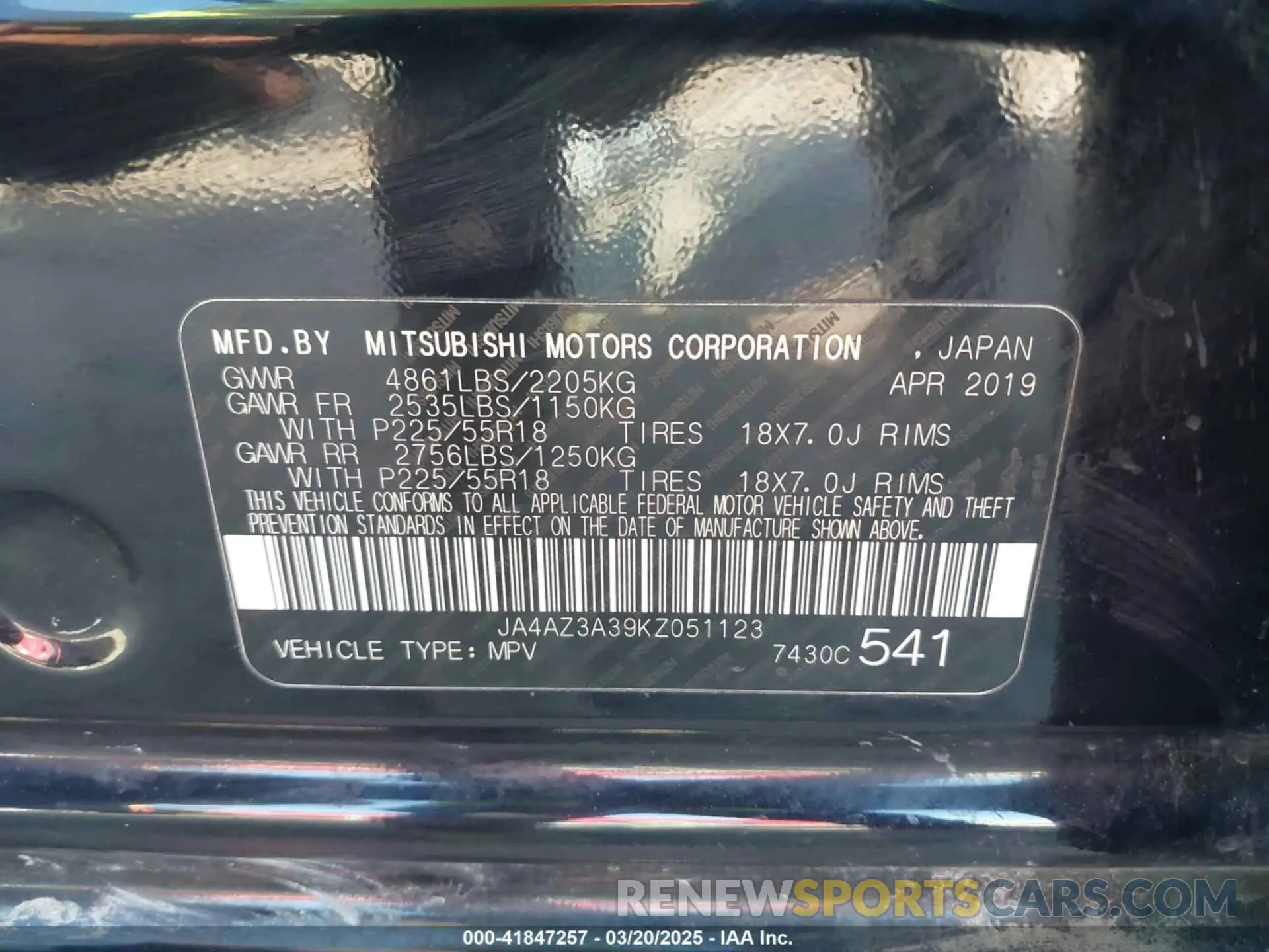9 Photograph of a damaged car JA4AZ3A39KZ051123 MITSUBISHI OUTLANDER 2019