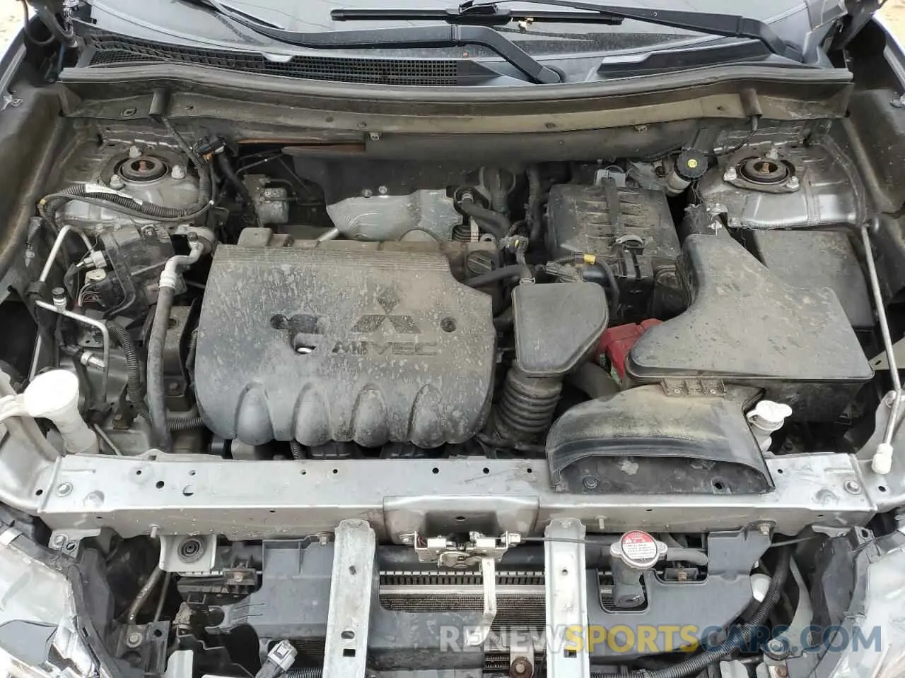 12 Photograph of a damaged car JA4AZ3A3XKZ020754 MITSUBISHI OUTLANDER 2019