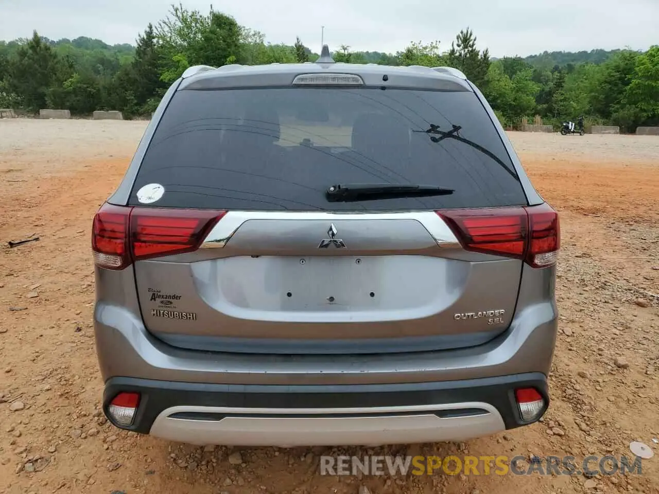 6 Photograph of a damaged car JA4AZ3A3XKZ020754 MITSUBISHI OUTLANDER 2019