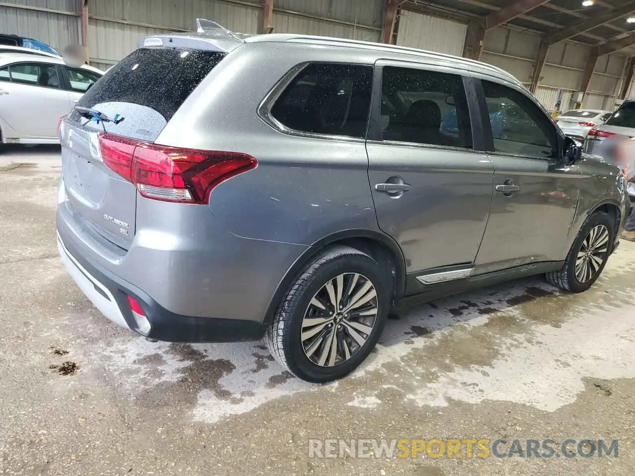 3 Photograph of a damaged car JA4AZ3A3XKZ026800 MITSUBISHI OUTLANDER 2019