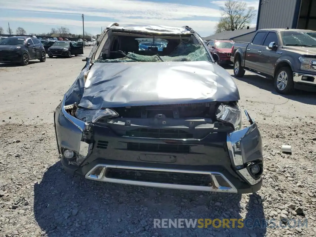 5 Photograph of a damaged car JA4AZ3A3XKZ035562 MITSUBISHI OUTLANDER 2019