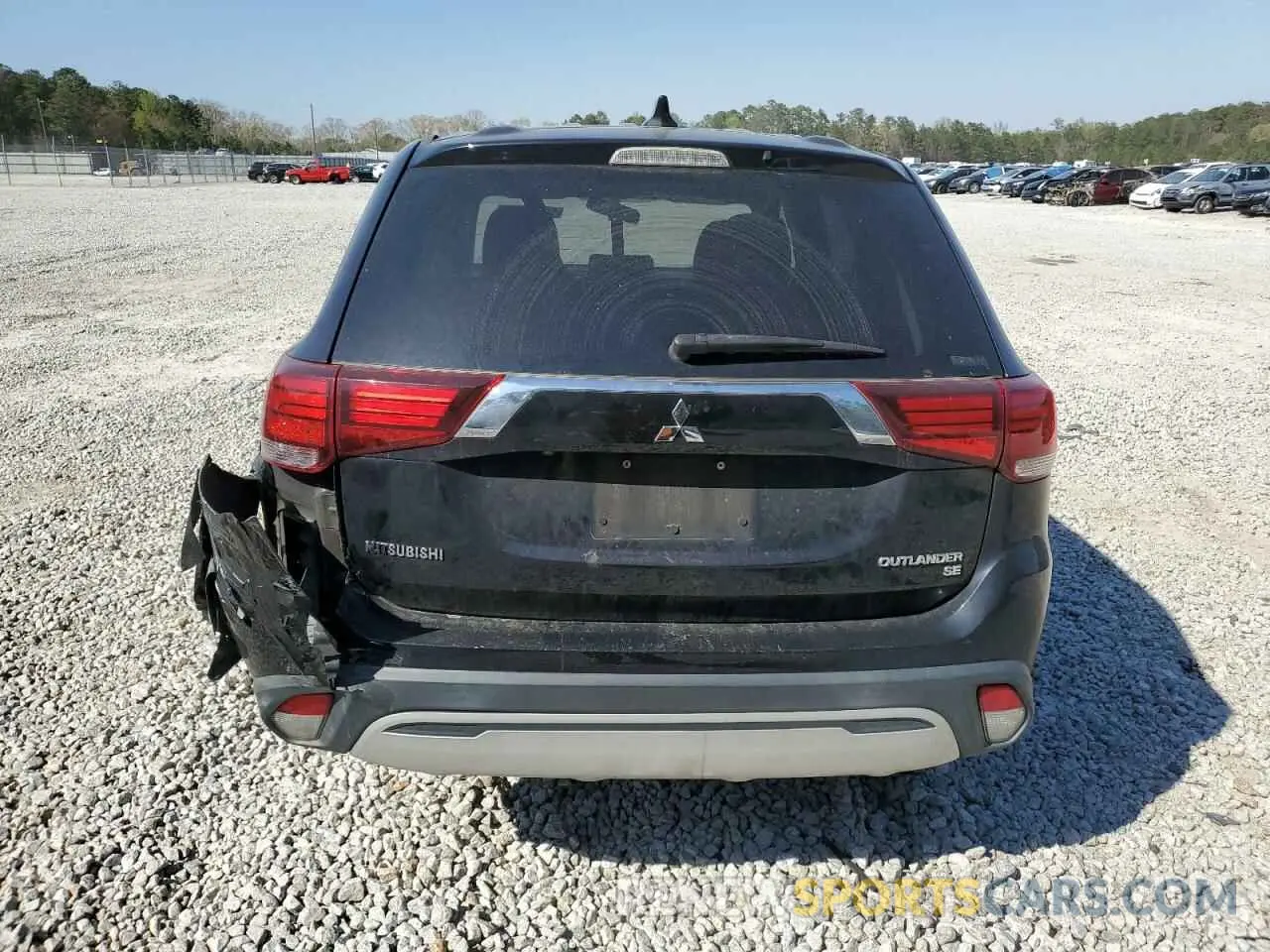 6 Photograph of a damaged car JA4AZ3A3XKZ042771 MITSUBISHI OUTLANDER 2019