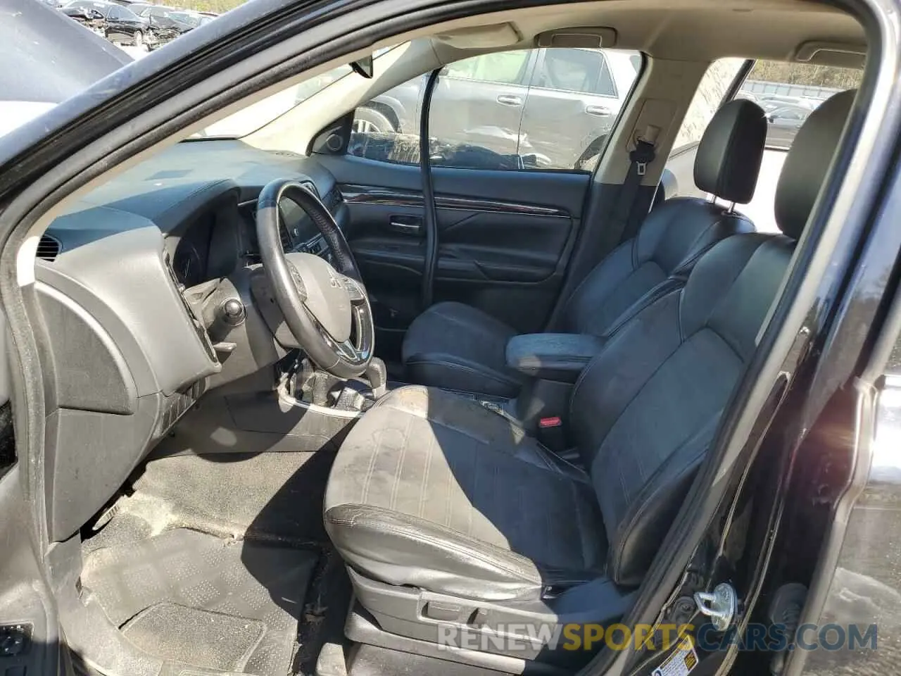 7 Photograph of a damaged car JA4AZ3A3XKZ042771 MITSUBISHI OUTLANDER 2019
