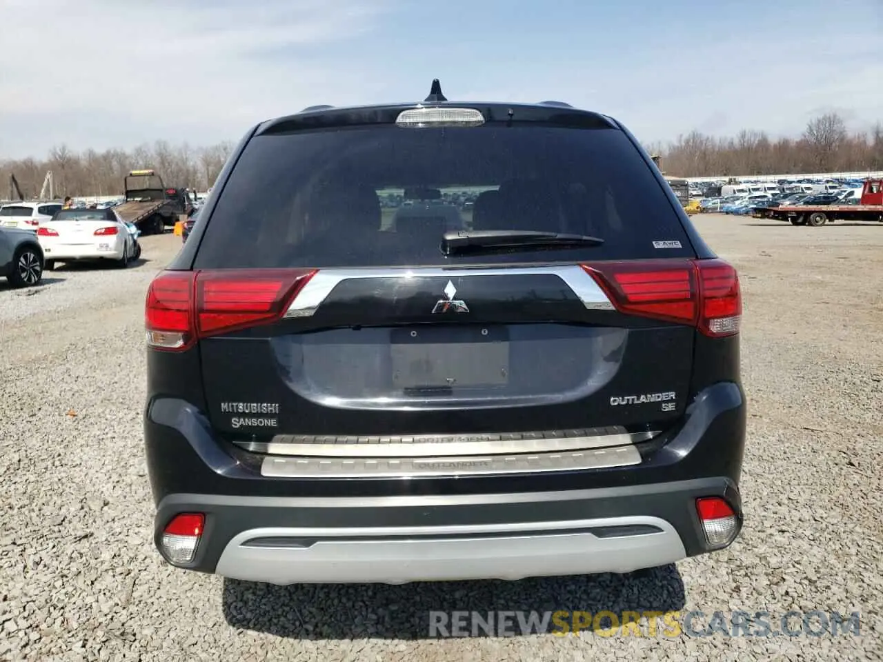 6 Photograph of a damaged car JA4AZ3A3XKZ053804 MITSUBISHI OUTLANDER 2019
