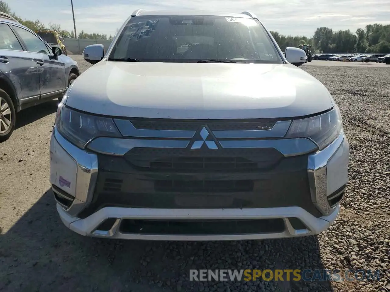 5 Photograph of a damaged car JA4J24A50KZ056349 MITSUBISHI OUTLANDER 2019