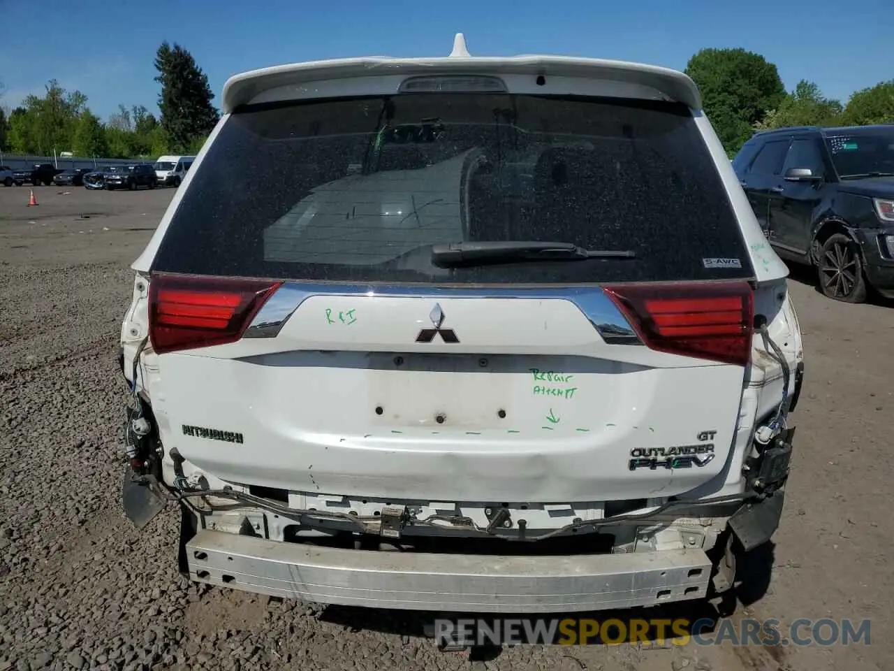 6 Photograph of a damaged car JA4J24A50KZ056349 MITSUBISHI OUTLANDER 2019
