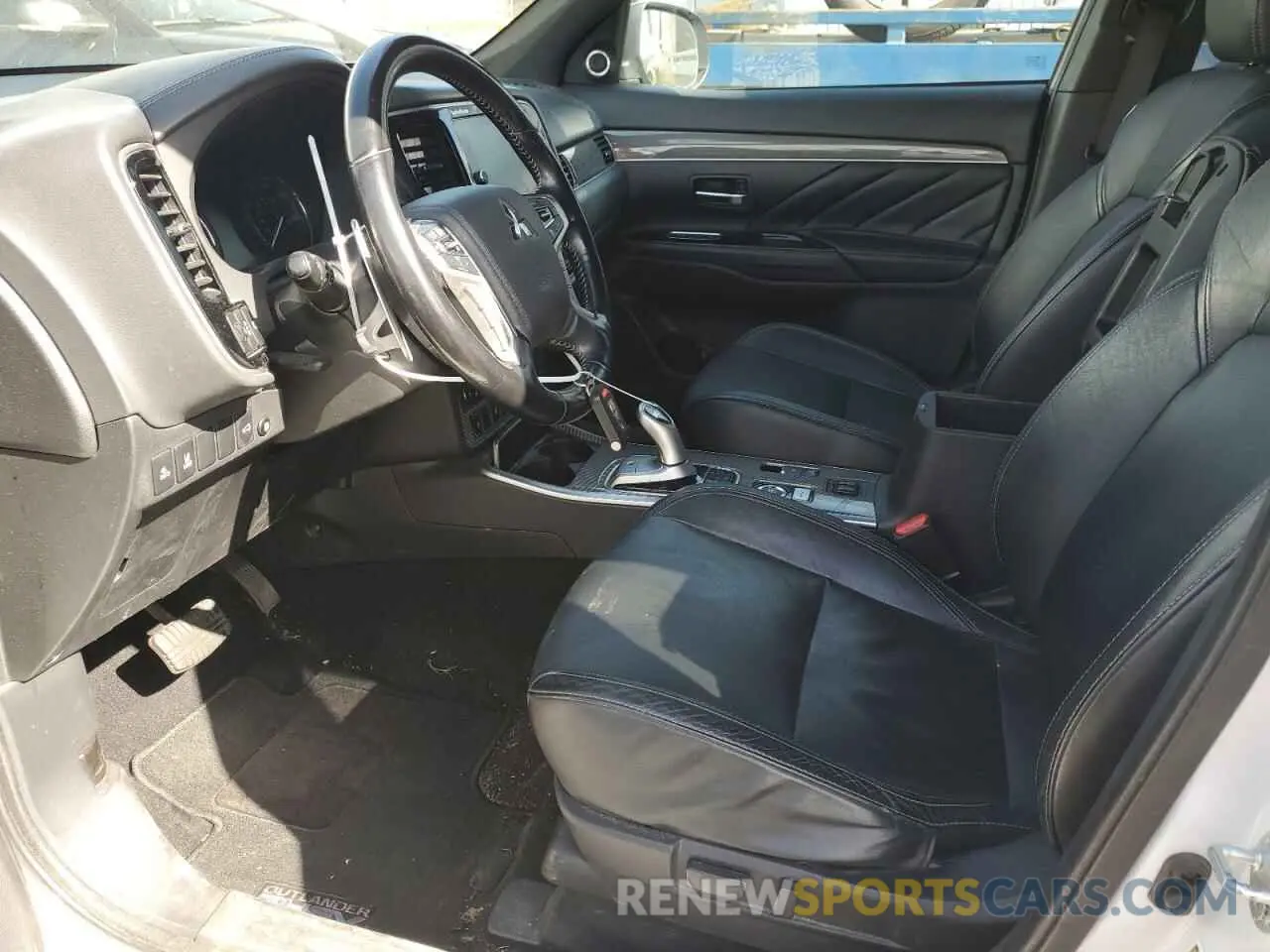 7 Photograph of a damaged car JA4J24A50KZ056349 MITSUBISHI OUTLANDER 2019