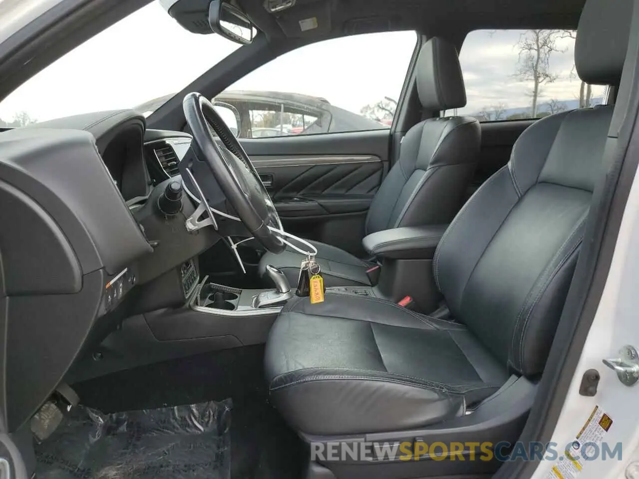 7 Photograph of a damaged car JA4J24A58KZ048922 MITSUBISHI OUTLANDER 2019