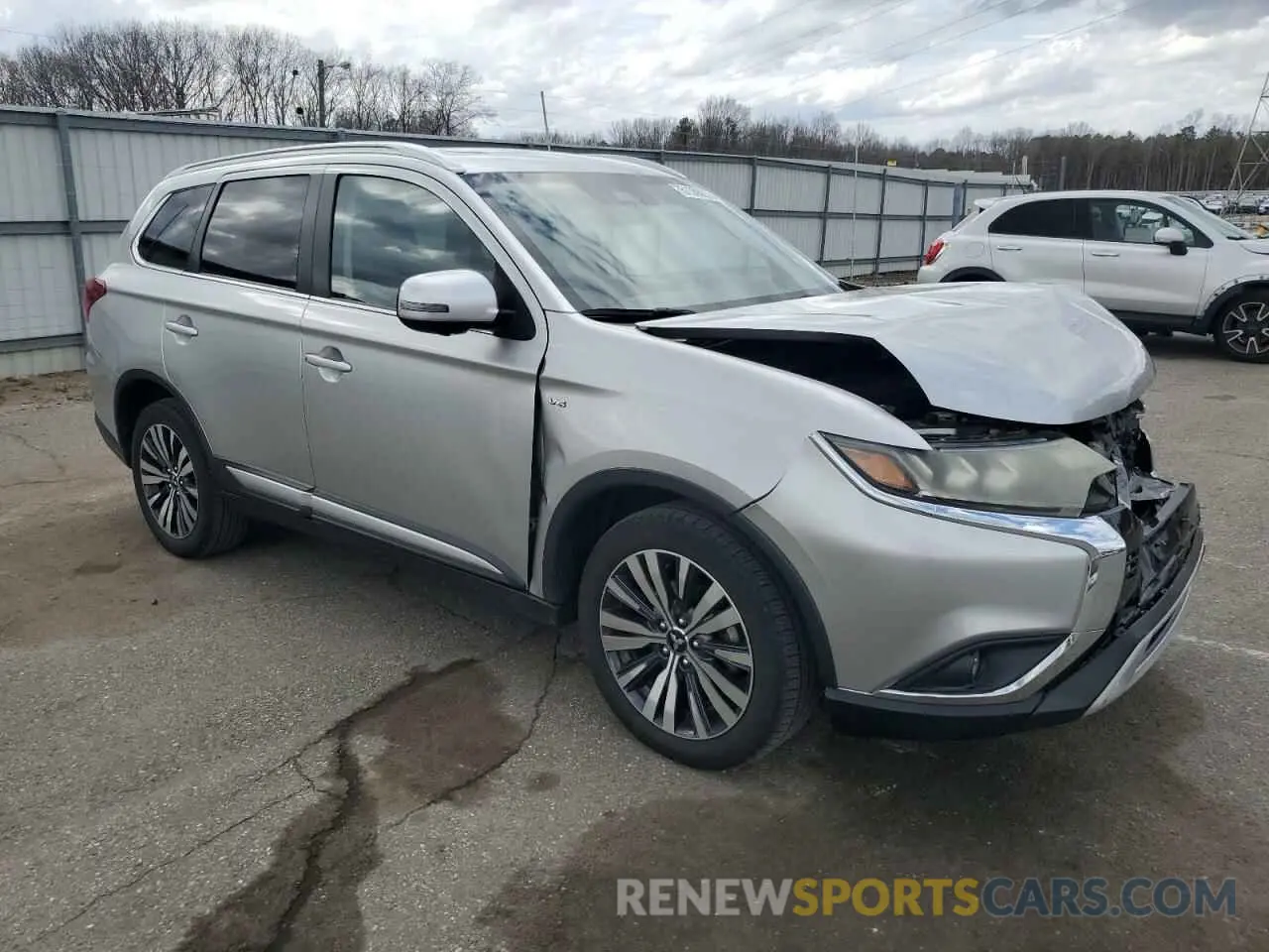 4 Photograph of a damaged car JA4JZ4AX1KZ009280 MITSUBISHI OUTLANDER 2019