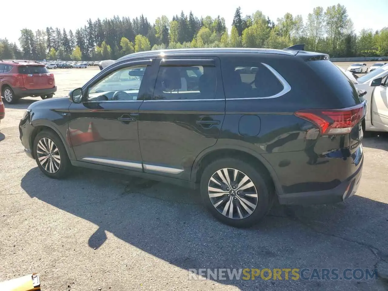 2 Photograph of a damaged car JA4JZ4AX5KZ038426 MITSUBISHI OUTLANDER 2019