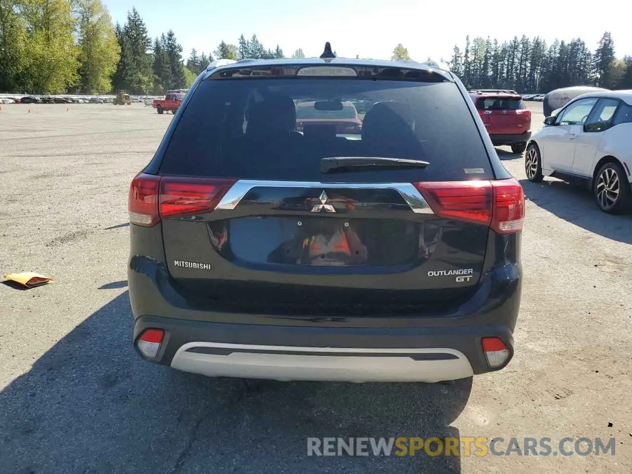 6 Photograph of a damaged car JA4JZ4AX5KZ038426 MITSUBISHI OUTLANDER 2019