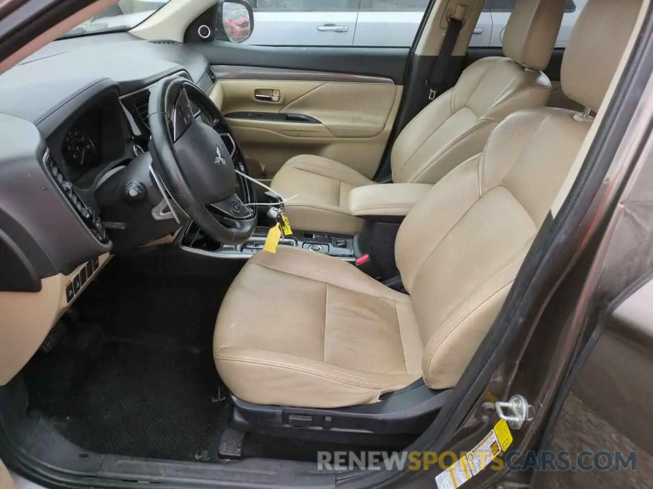 7 Photograph of a damaged car JA4JZ4AX6KZ009811 MITSUBISHI OUTLANDER 2019