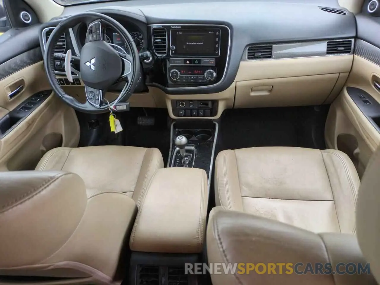 8 Photograph of a damaged car JA4JZ4AX6KZ009811 MITSUBISHI OUTLANDER 2019