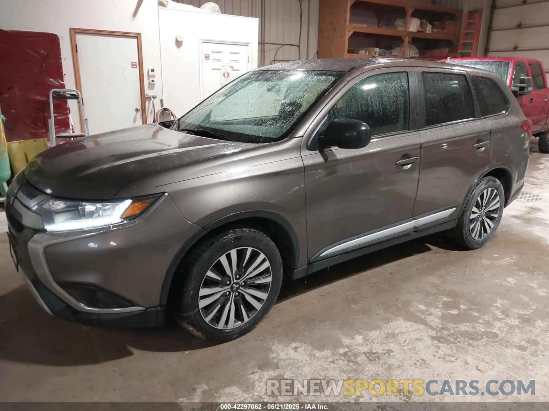 2 Photograph of a damaged car JA4AD2A30LZ040098 MITSUBISHI OUTLANDER 2020