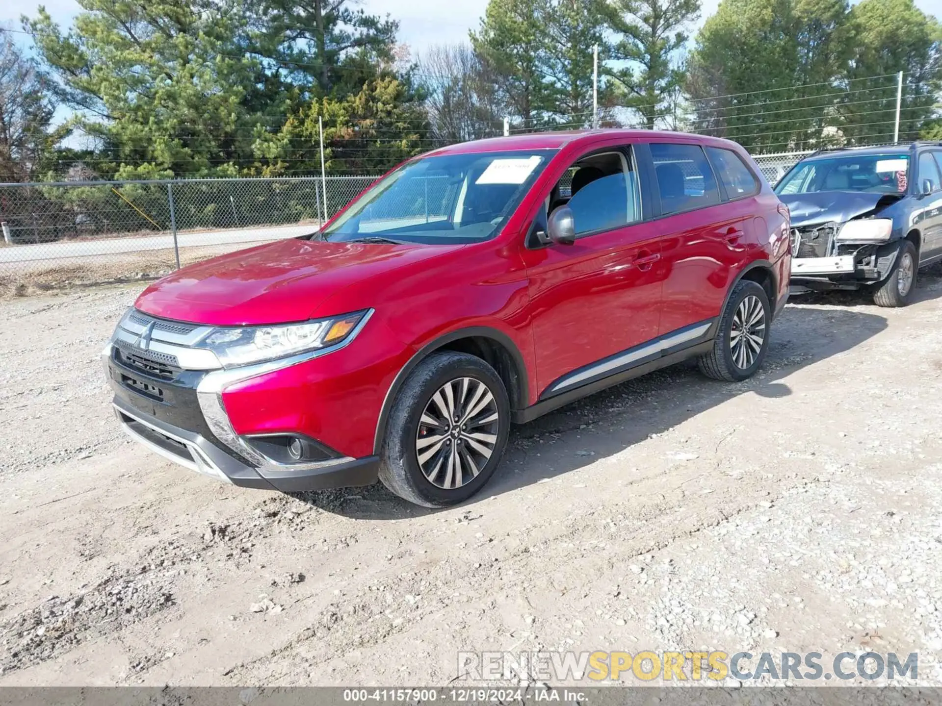 2 Photograph of a damaged car JA4AD2A32LZ014683 MITSUBISHI OUTLANDER 2020
