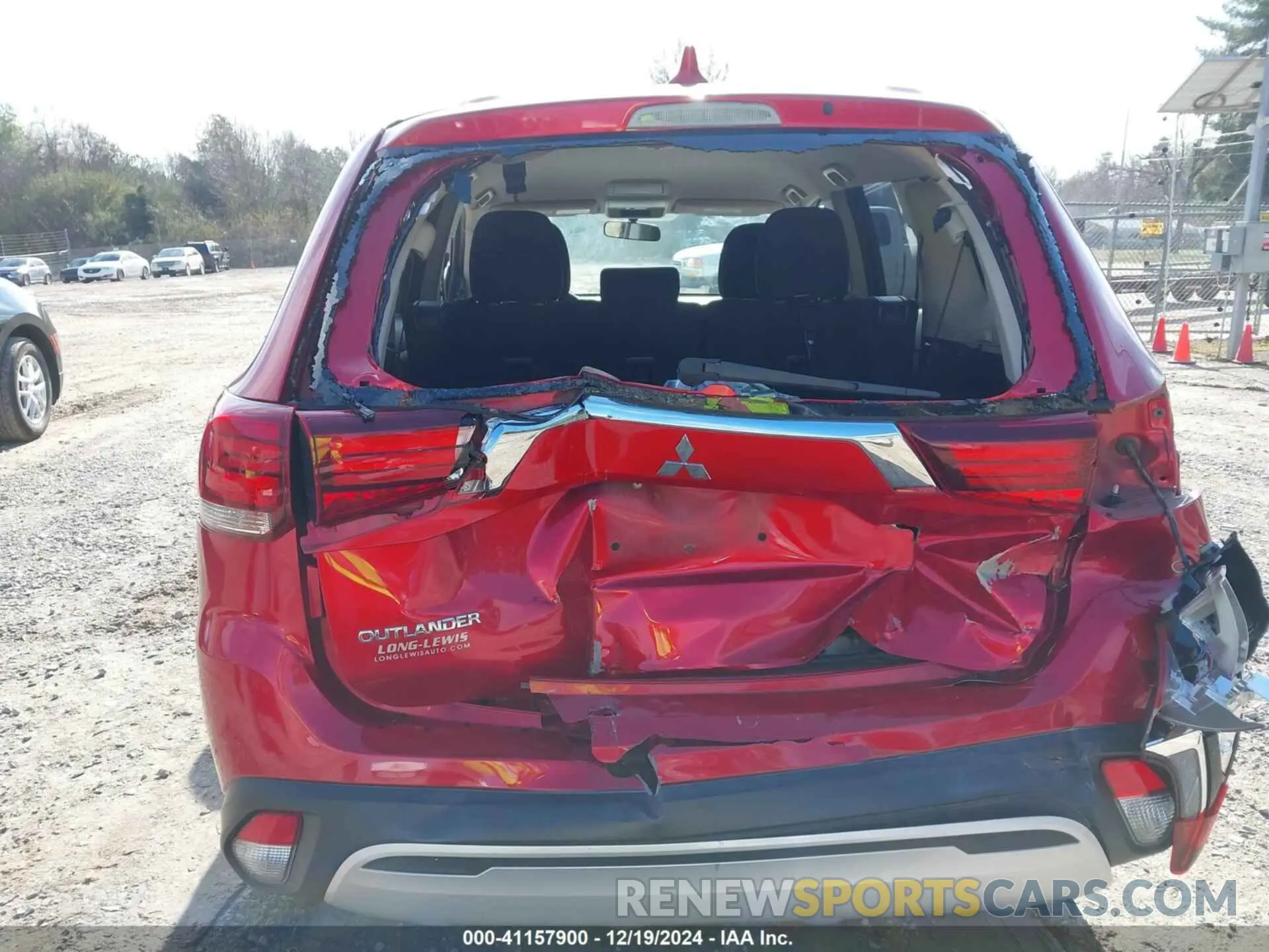 6 Photograph of a damaged car JA4AD2A32LZ014683 MITSUBISHI OUTLANDER 2020