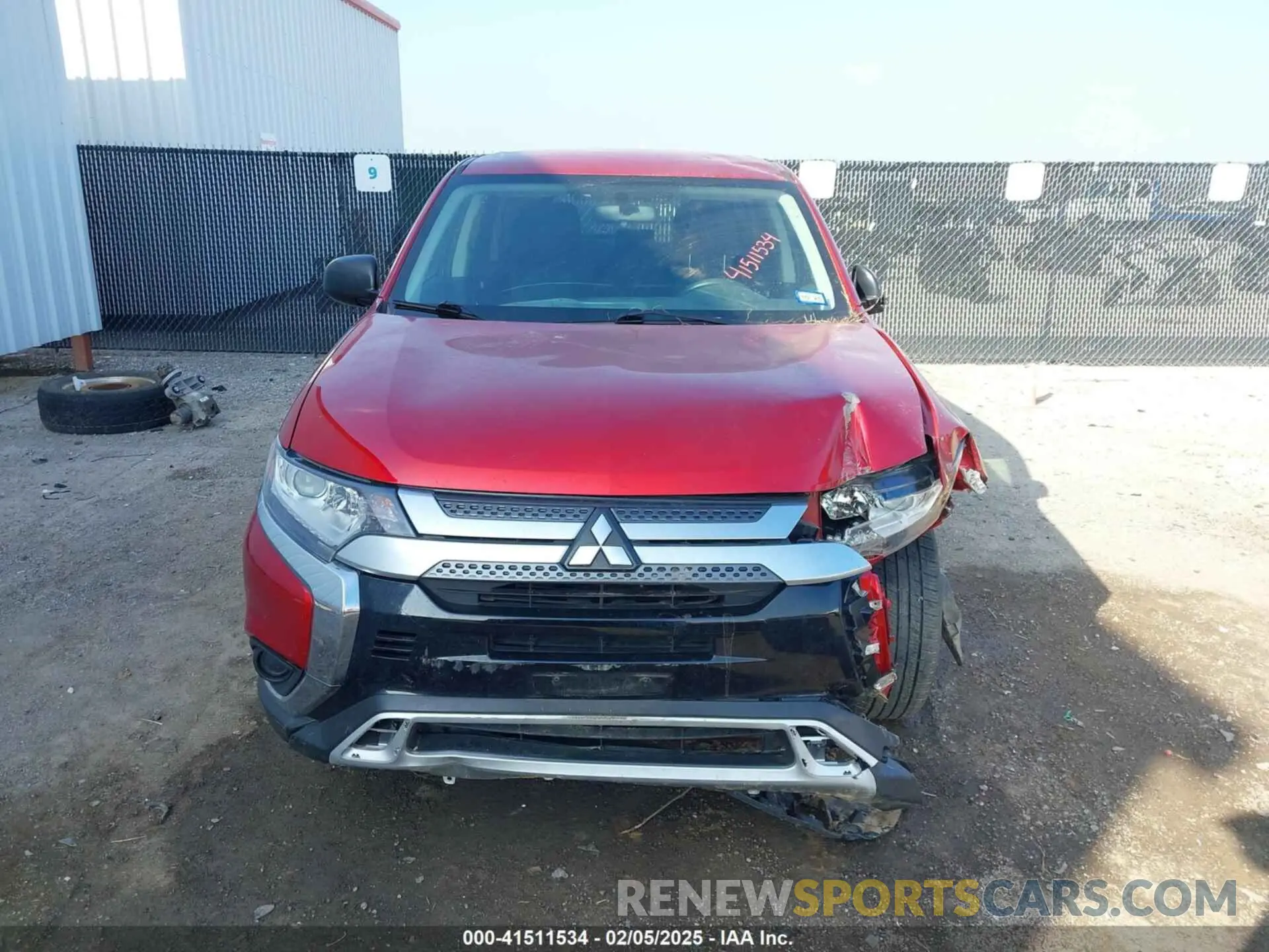 12 Photograph of a damaged car JA4AD2A32LZ040023 MITSUBISHI OUTLANDER 2020